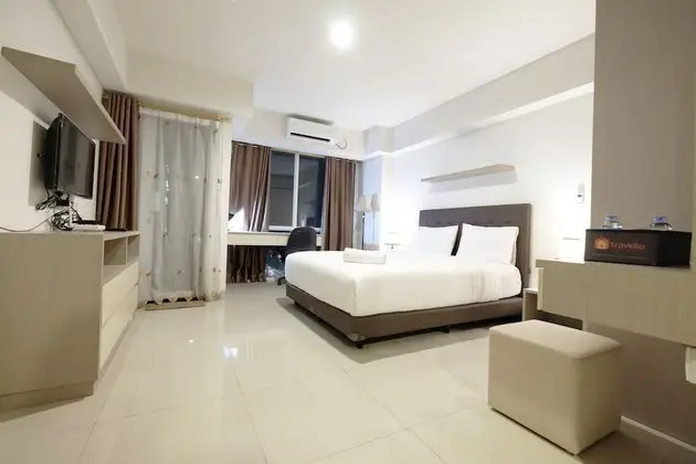 Spacious Studio Apartment @ The H Residence near MT Haryono - Öne Çıkan Resim