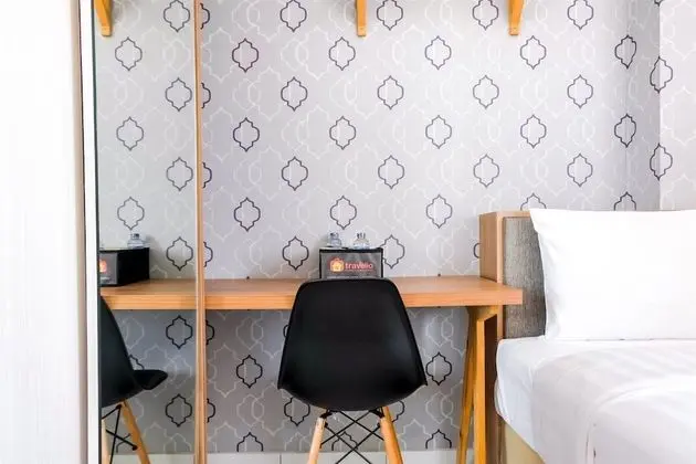 Spacious Studio at Casa De Parco Apartment - İç Mekan