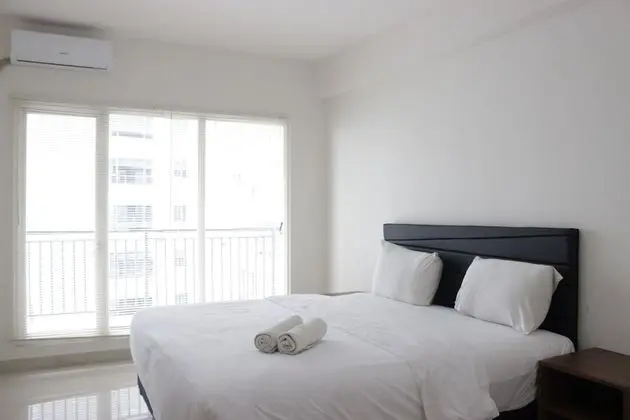 Spacious Studio Room at Galeri Ciumbuleuit 3 Apartment - Oda