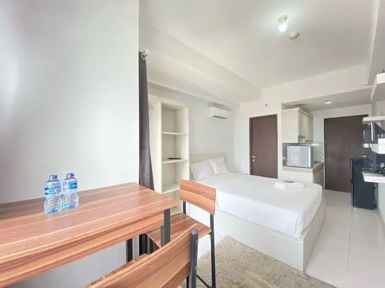 Spacious Studio Room At Mekarwangi Square Cibaduyut Apartment - İç Mekan