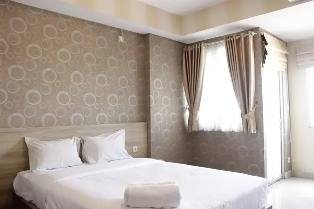 Spacious Studio Room at Sudirman Suites Apartment