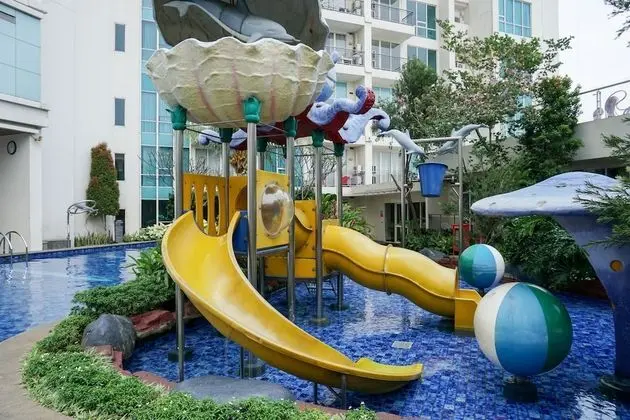 Spacious Studio with Sofa Bed @ Ancol Mansion Apartment