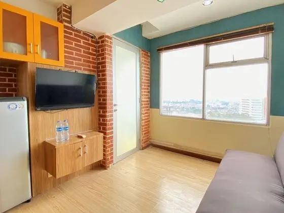 Spacious And Unique 1Br At Jarrdin Cihampelas Apartment