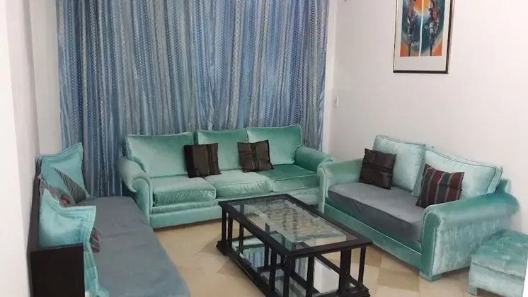 Spacious Very Modern Apartment Richly Furnished