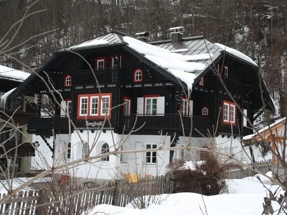 Spacious Villa in Zell am See near Ski Area - Dış Mekan