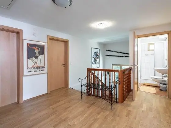 Spacious Villa in Zell am See near Ski Area - İç Mekan