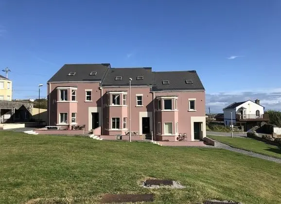 Spanish Cove Holiday Home Sleeps 5