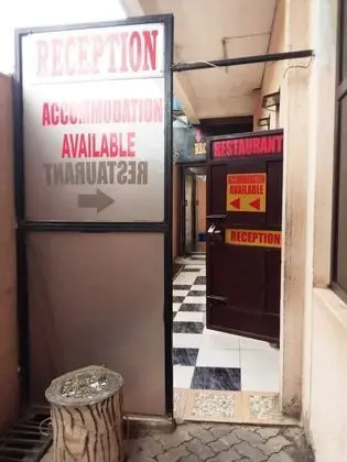 Spanish Restaurant and Lodge Gilgil - Lobi
