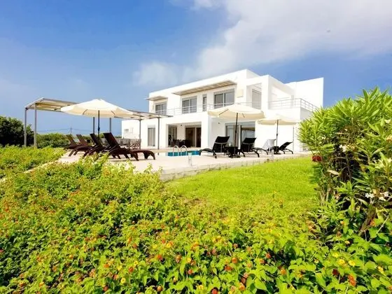 Sparkling Villa in Acrotiri with Private Pool near Sea Beach - Dış Mekan