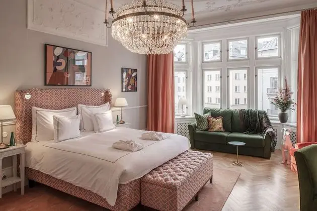 The Sparrow Hotel - Öne Çıkan Resim