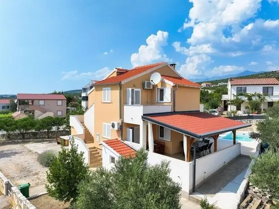 Spasious two Storey Holiday Home With Great Sea View Terrace - Dış Mekan