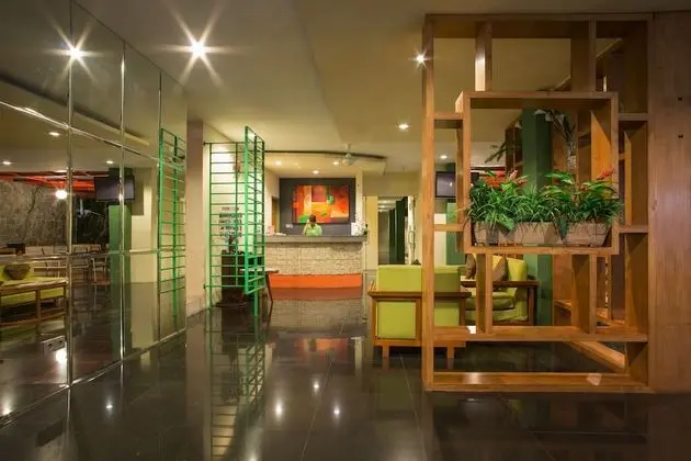 Spazzio Bali Hotel - Lobi