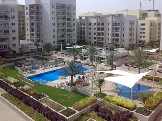 Spectacular 1BR Community View
