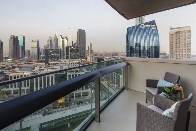 Spectacular 2BR in Beautiful Burj Vista!