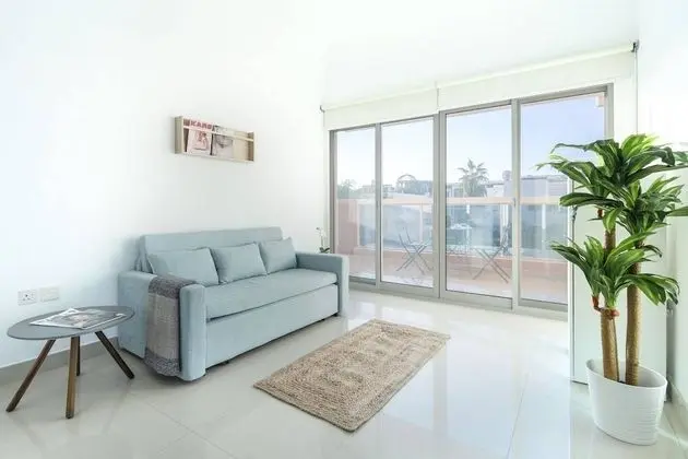 Spectacular Al Wasl Villa - With Private Pool - İç Mekan