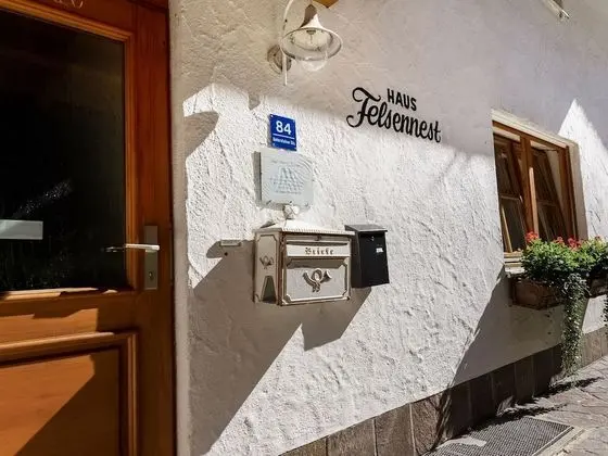 Spectacular Apartment in Schönau am Königsee With Garden - Lobi
