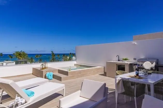 Spectacular Ocean Views Apartment CA C-201