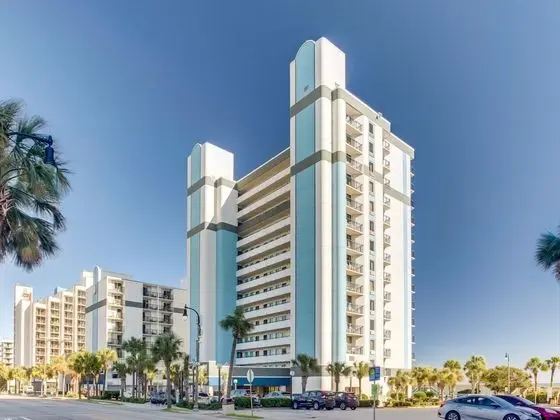 Spectacular Oceanfront Condo by Hosteeva - Dış Mekan