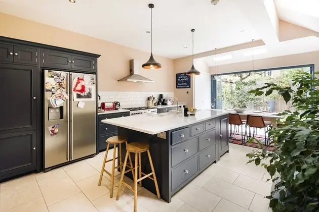 Spectacular Shepherds Bush Home Close to Westfield - Mutfak