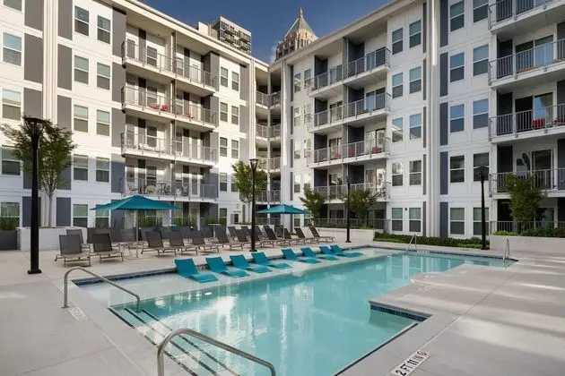 Spectacular Suite 1BR 1BA Apt L - Includes Bi-weekly Cleanings Linen Change