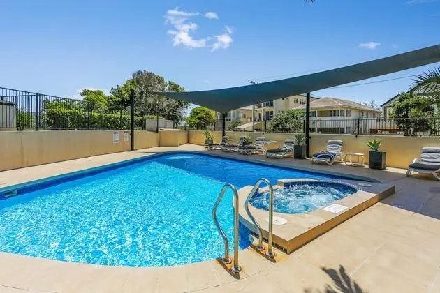 Spectrum Apartments - Havuz