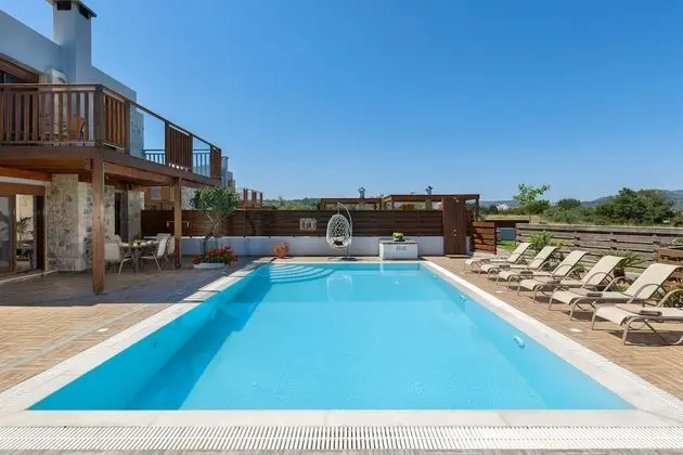 Sperveri Enalio Villas - Havuz