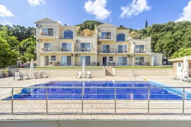 Spileo House Boutique Apartments - Adults Only - Havuz