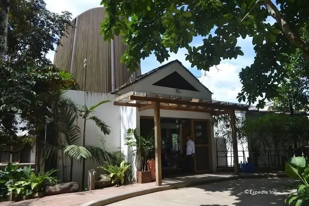 Spin Designer Hostel
