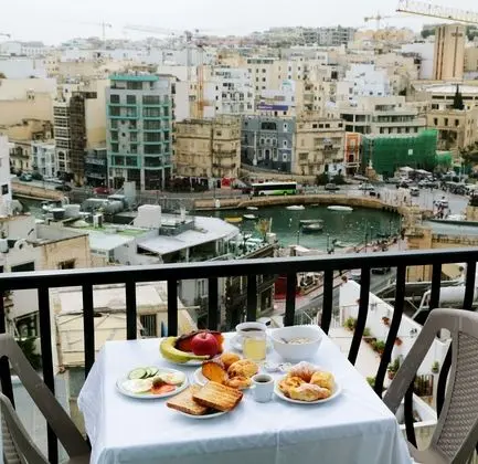 Spinola Hotel