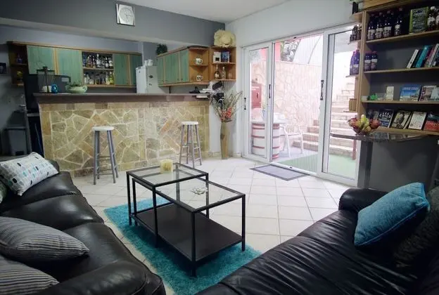 Spiros Family Apts - Lobi