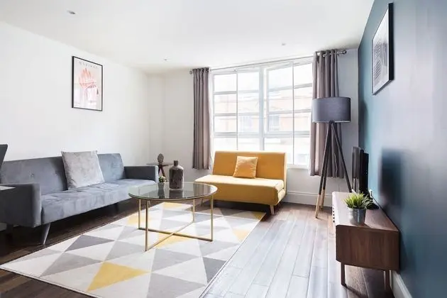 The Spitalfields Flats - Öne Çıkan Resim