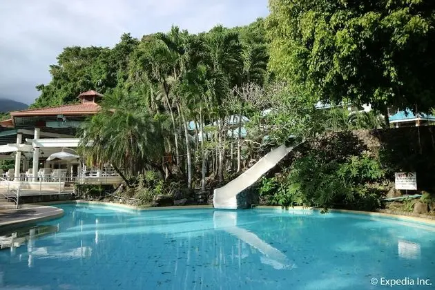 Splash Mountain Resort Hotel
