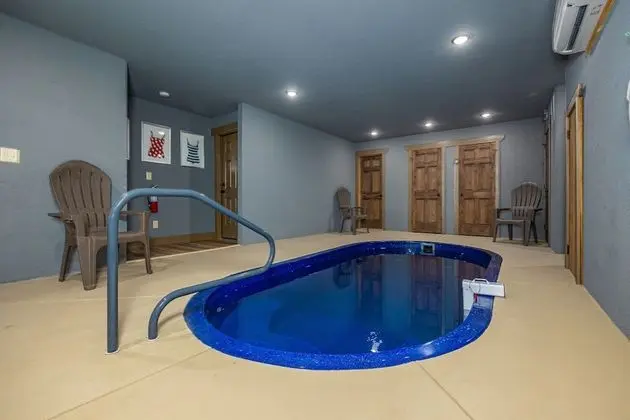 Splashing Bear Lodge - Öne Çıkan Resim