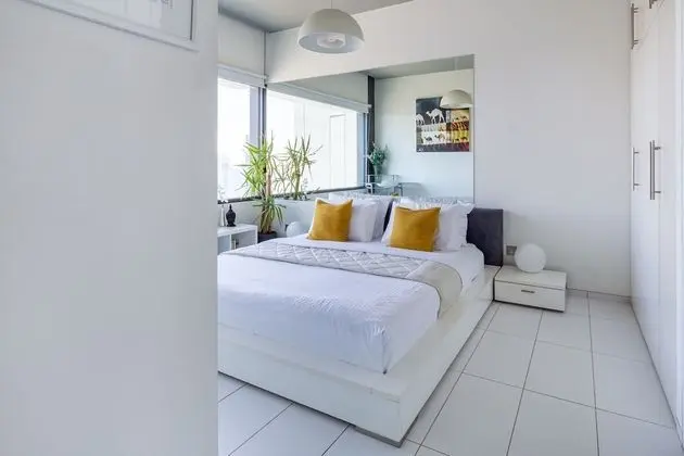 Splendid 1BR in Difc With Burj Khalifa Views - İç Mekan