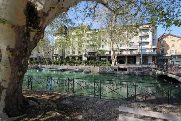 Splendid Hotel Annecy - Dış Mekan