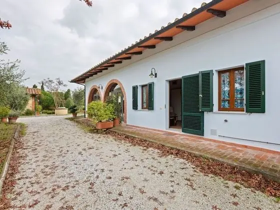 Splendid Apartment in Fucecchio With Garden