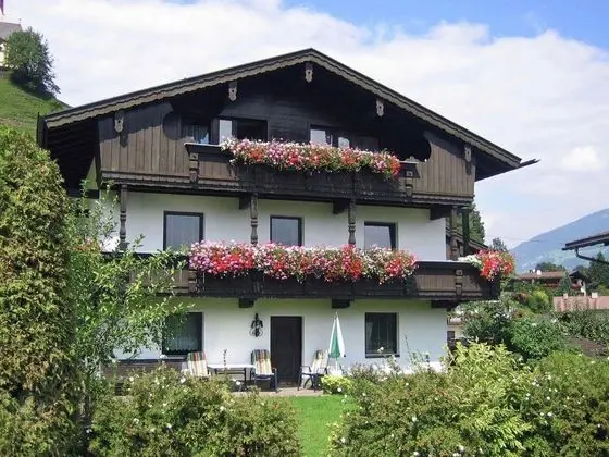 Splendid Apartment in Fugen near Ski Area - Öne Çıkan Resim