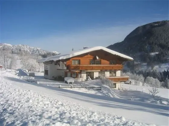 Splendid Apartment in Schladming With Sauna - Dış Mekan