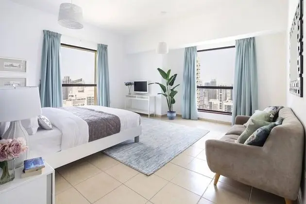 Splendid & Elegant 4BR in JBR - Sleeps 8!