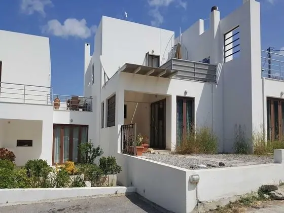 Splendid Holiday Home in Crete With Swimming Pool