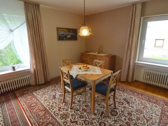 Splendid Holiday Home in Densborn With Terrace - Yerinde Yemek