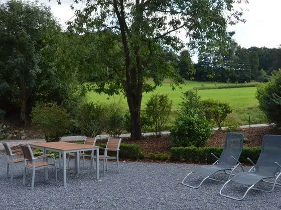 Splendid Holiday Home in Pepinster With Private Garden, BBQ - Yerinde Yemek