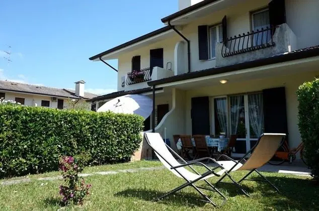 Splendid House for 6 People in the Village With Swimming Pool by Beahost Rentals