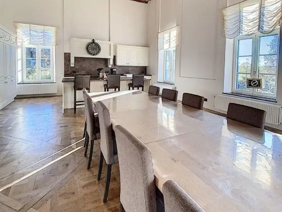 Splendid Mansion in Wancennes With Roofed Terrace - Yerinde Yemek