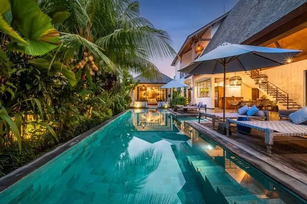 Splendid Private Villa, 4 BR, Canggu With Staff - Öne Çıkan Resim