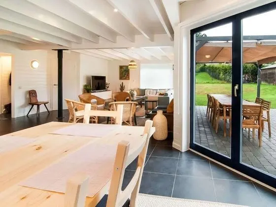 Splendid Villa in Sart Jalhay With Swimming Pool