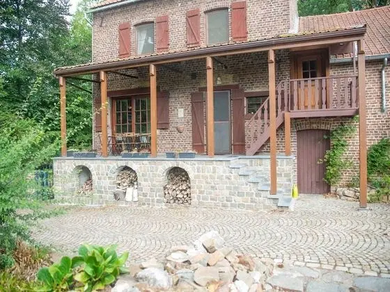 Splendid Villa in Vorsen, Equidistant From Liège and Namur - Dış Mekan