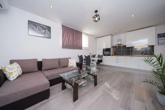 Split City Apartment