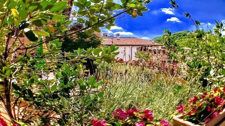 Spoleto Trendy - Central Apartment Surrounded by Shops