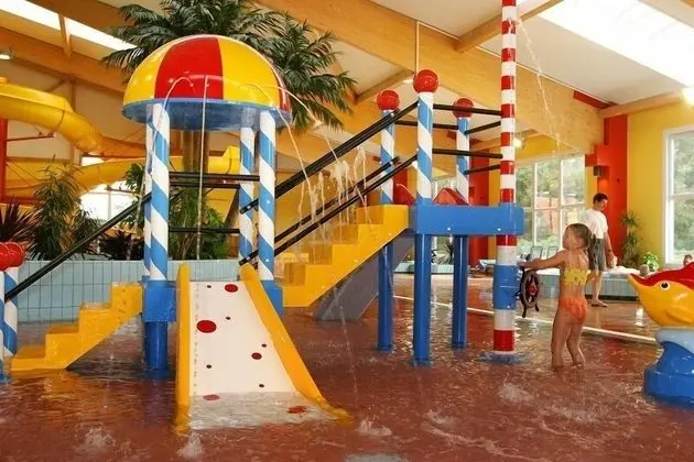 Sporthotel Neuruppin - Havuz
